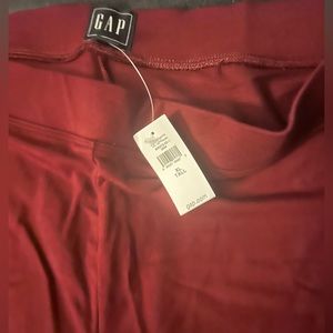 NWT maroon gap leggings